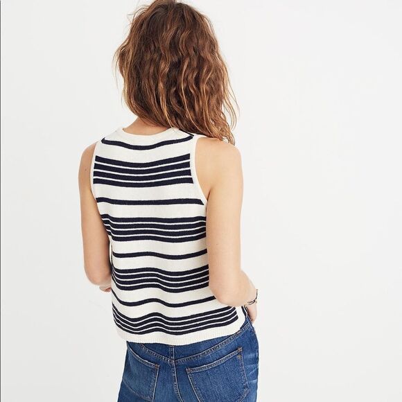 ✨ Stripe-Play Sweater Tank✨ - Picture 3 of 7